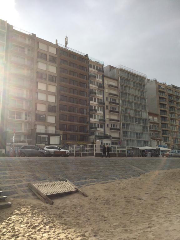 Residentie Maria Lucia Apartment Blankenberge Luaran gambar